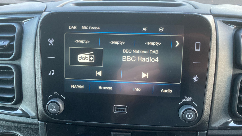 Peugeot Boxer 3500 Heavy L4 Diesel 2.2 BlueHDi 140 H2 Van Professional